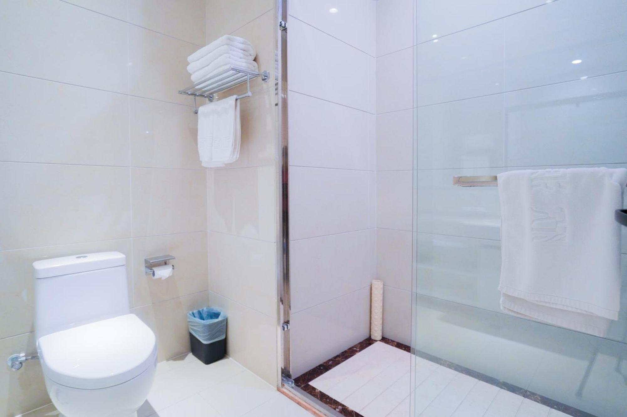 Huashan Xinghe International Hotel Huayin Экстерьер фото